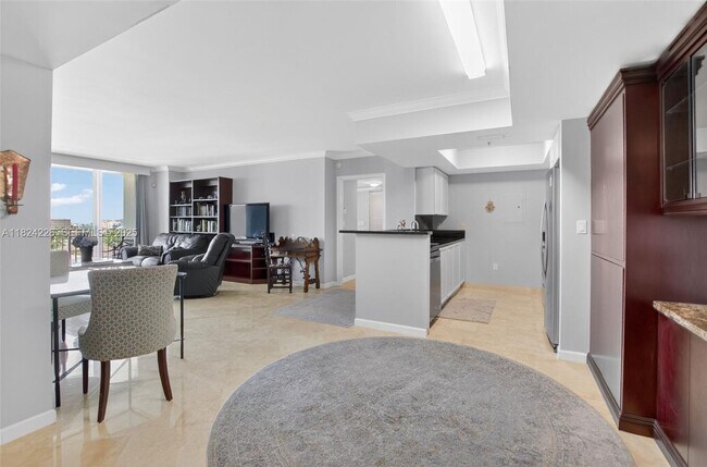 Building Photo - 99 SE Mizner Blvd