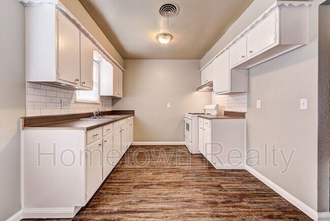 Building Photo - 1308 Mcdonald Dr