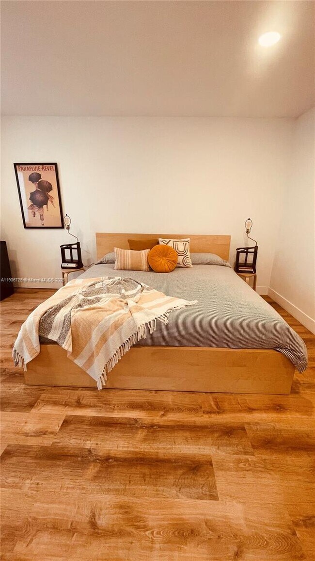 Primary Photo - 14270 SW 68th St