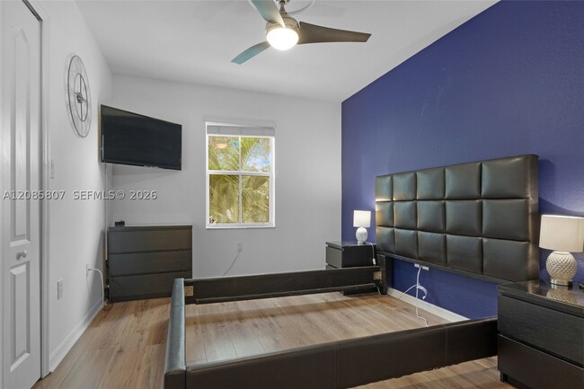 Building Photo - 12905 SW 31st Ct