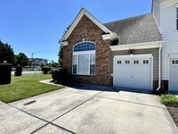 Building Photo - READY July 1st!! End-Unit Condo with Commu...