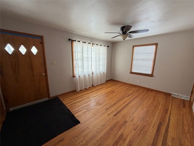 Building Photo - 3711 Charlotte St