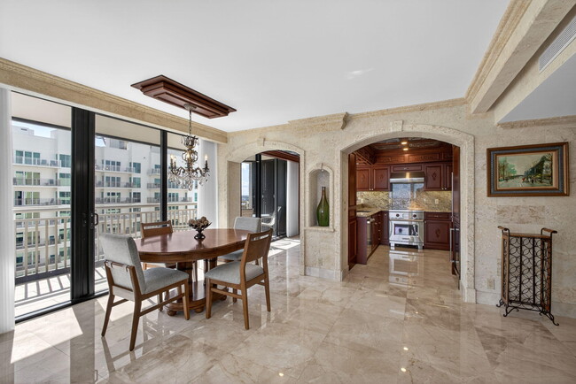 Building Photo - 3400 N Ocean Dr