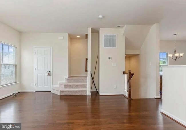 Building Photo - 4711 Wensel Rd