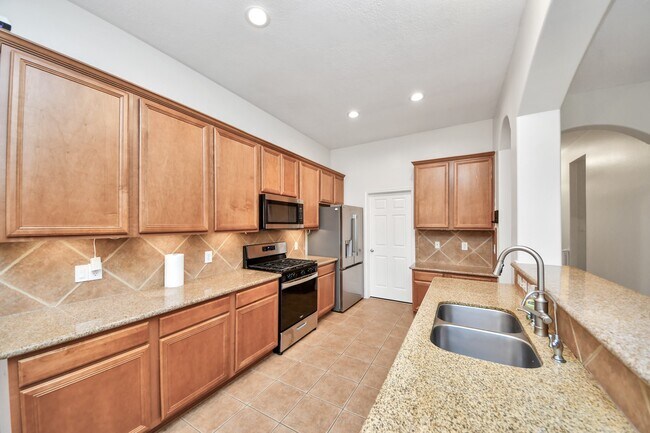 Building Photo - 4118 Ferro St