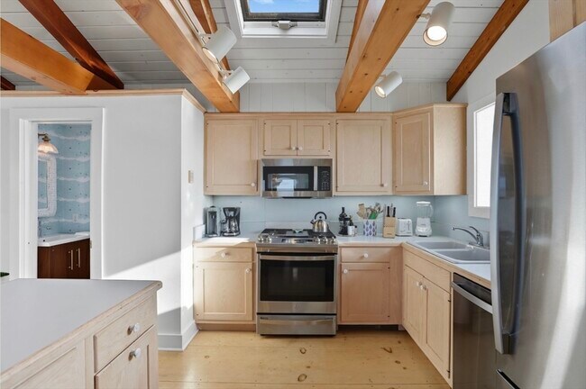 Building Photo - 26 Tennessee Ave