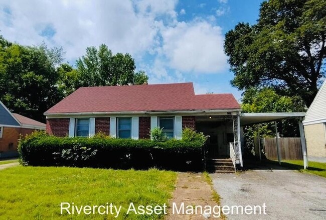Primary Photo - This 4 Bedroom Home is A True Gem!!!! Sect...