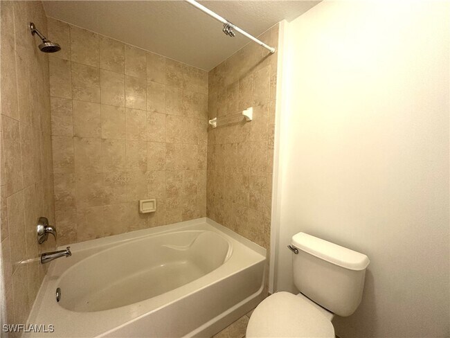 Building Photo - 20241 Estero Gardens Cir