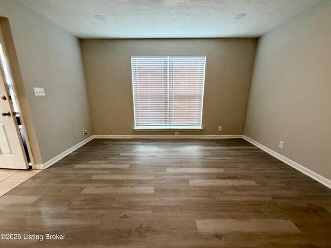 Building Photo - 12420 Brothers Ave