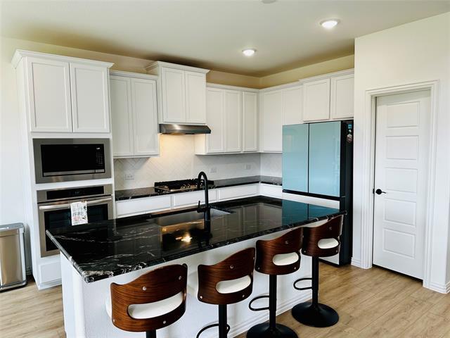 Building Photo - 1212 Rosebay Dr