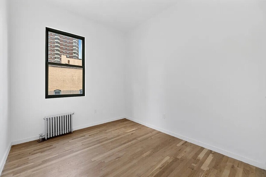 Building Photo - 239 W 63rd St