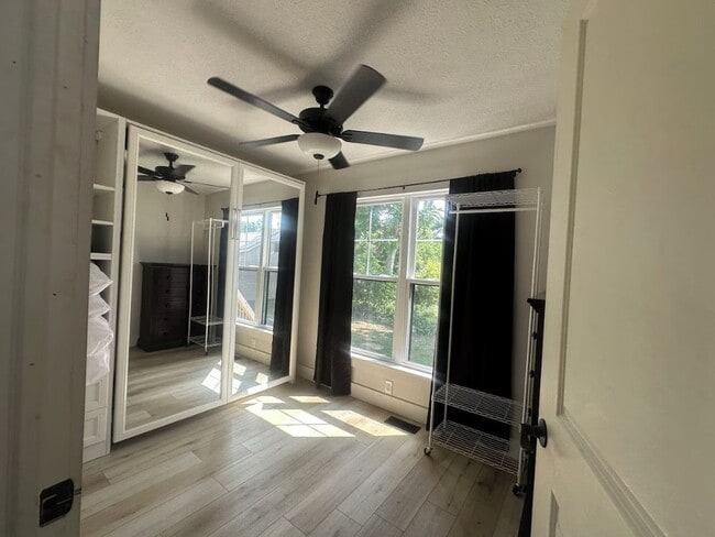 Building Photo - 161 West Ave