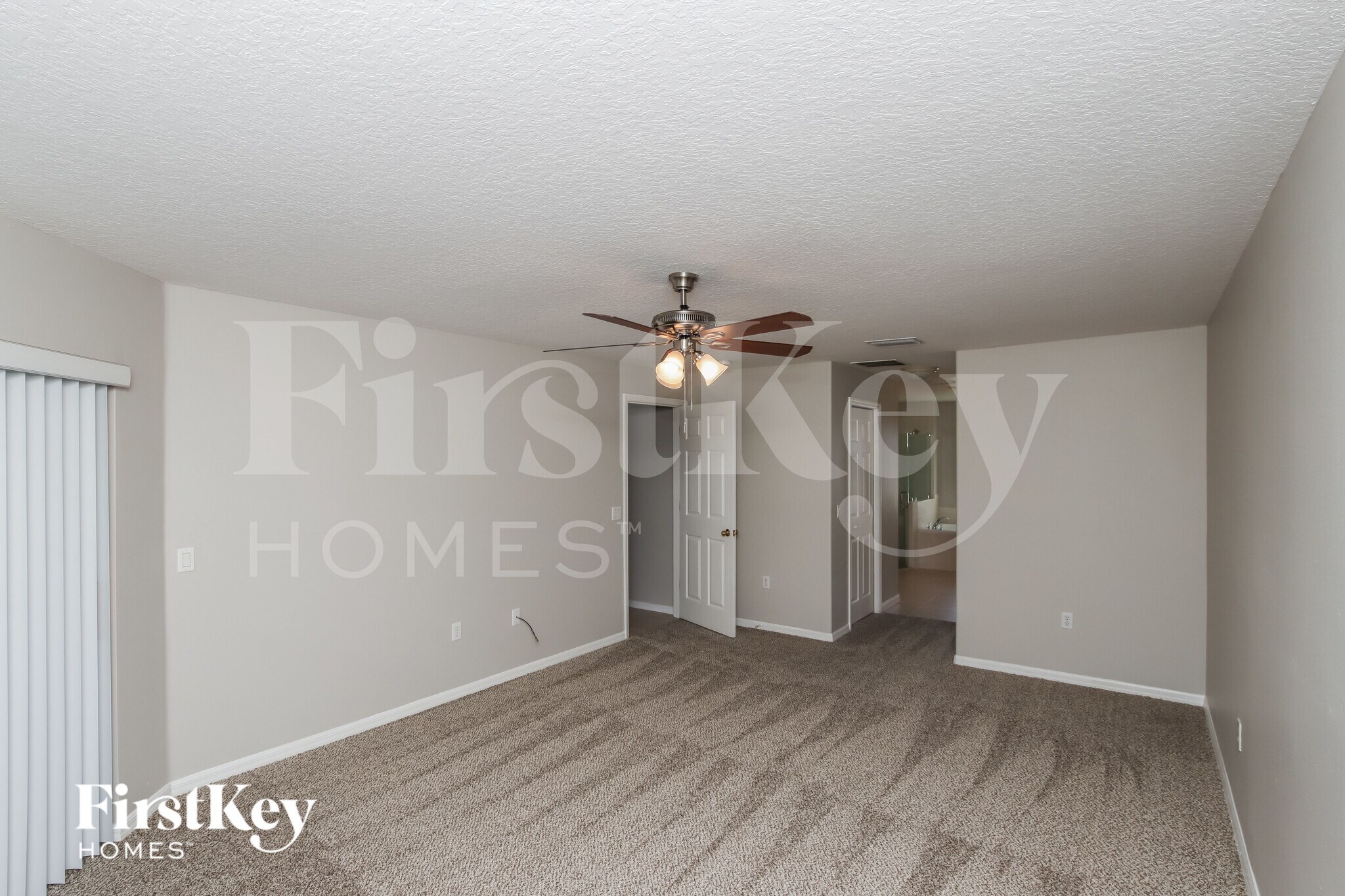 Building Photo - 1347 Armory Dr NE