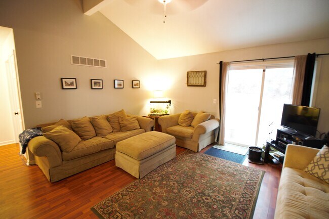 Building Photo - 11212 College Ave