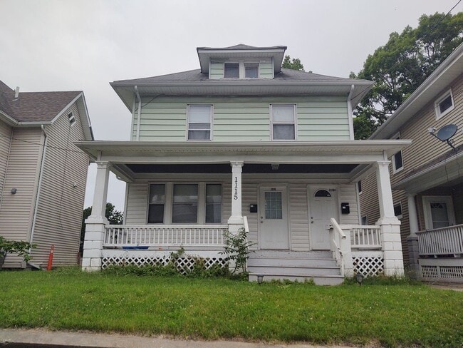 Primary Photo - 1115 14th St