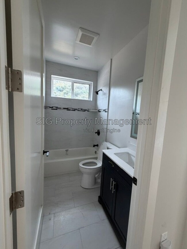 Building Photo - 7420 Valaho Ln