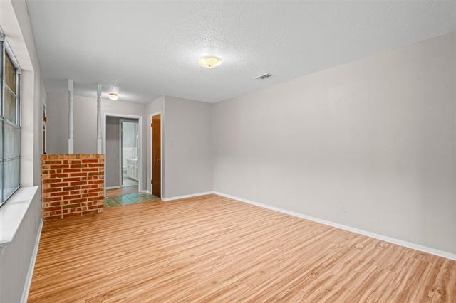 Building Photo - 1237 Wedgewood Dr