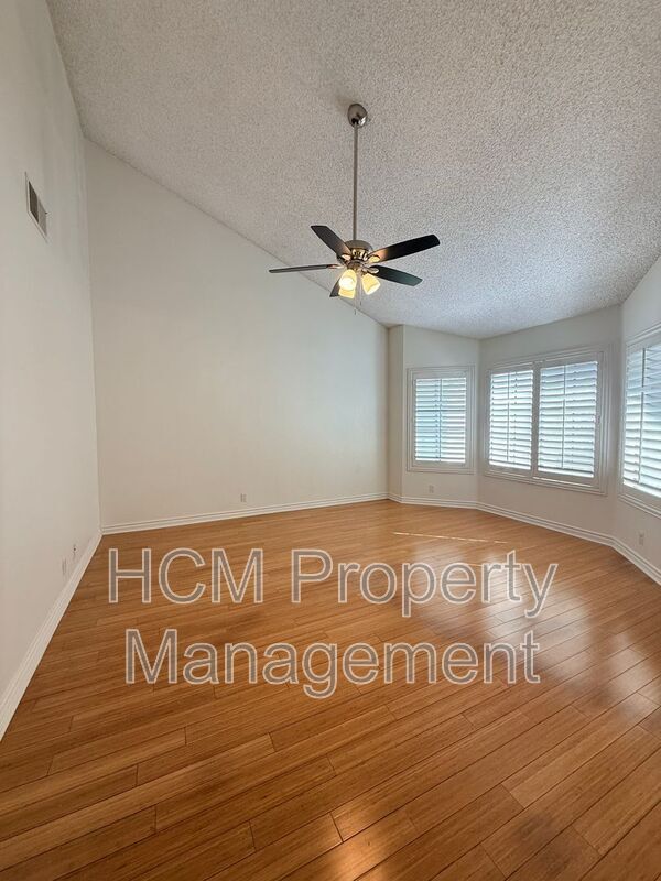 Building Photo - 203 N Magnolia Ave