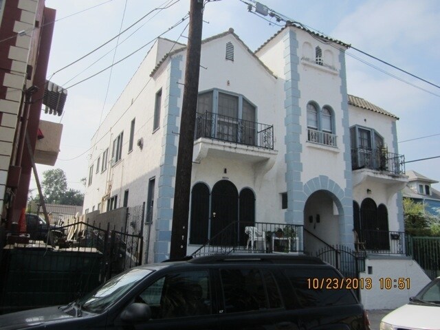 Primary Photo - 2320 E 2nd St