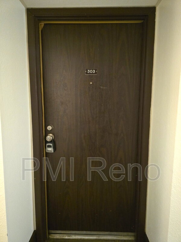 Building Photo - 2750 Plumas St