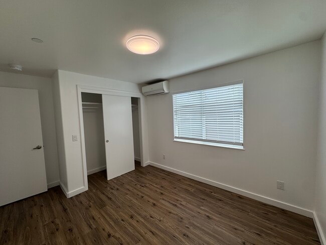 Building Photo - 41-675A Mokulama St