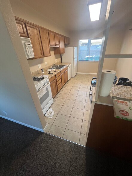 Building Photo - 2108 W Mendocino Ave