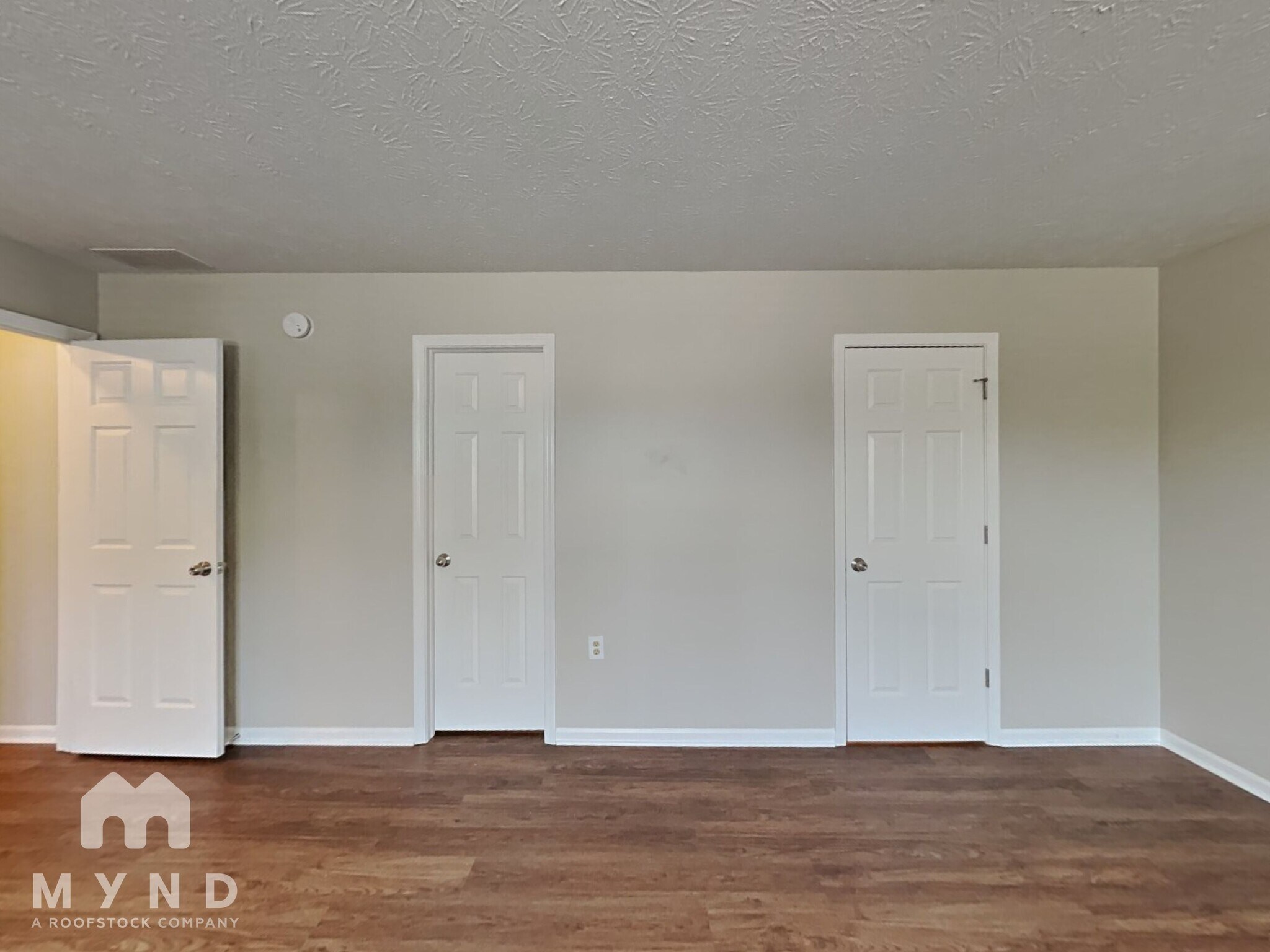 Building Photo - 4520 Woodland Ct