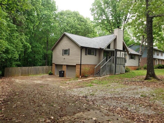 Primary Photo - 5532 Stewart Mill Rd