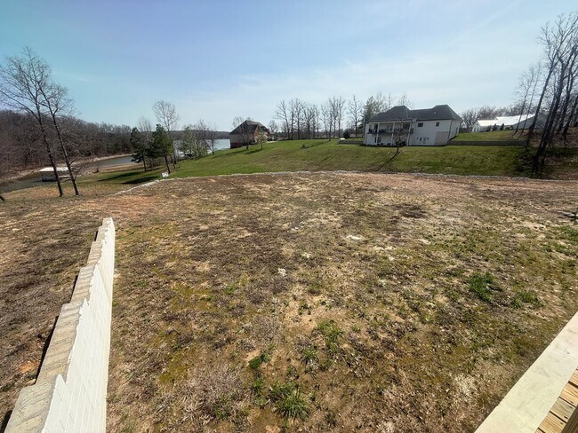 Building Photo - 631 Imogene Dr