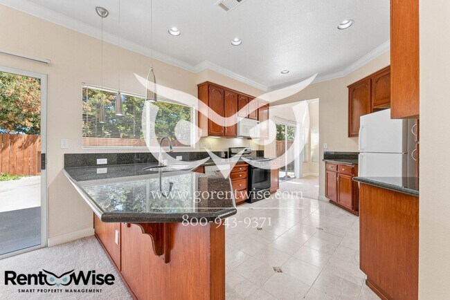 Building Photo - 406 Grenadine Way
