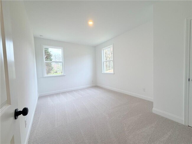 Building Photo - 2145 The Ln NE