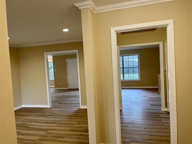 Building Photo - 5525 Hooks Ave