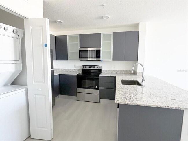 Building Photo - 5587 Millennia Park Dr