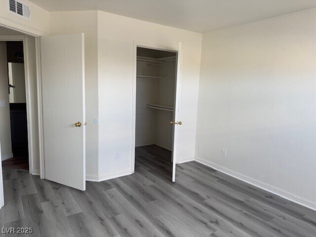 Building Photo - 4555 E Sahara Ave