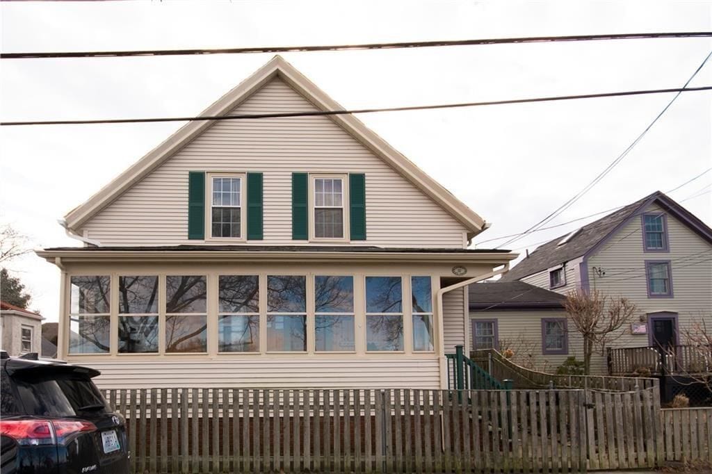 Building Photo - 12 Washington St