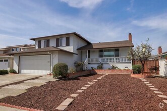 Building Photo - 4 Bed / 3 Bath Foster City home with great...