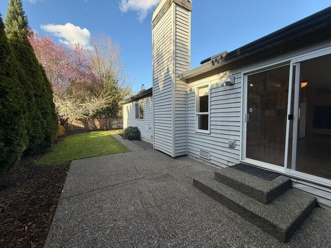 Building Photo - Charming Gleneagle Rambler – Prime Arlington Location