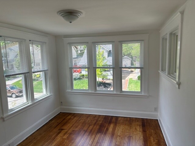 Building Photo - 2887 Romana Pl