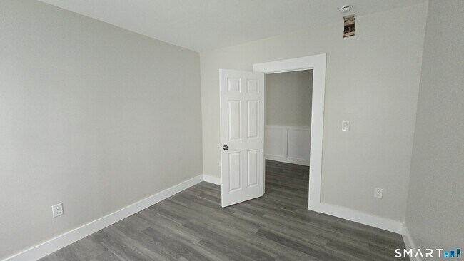 Building Photo - 1514 Pembroke St