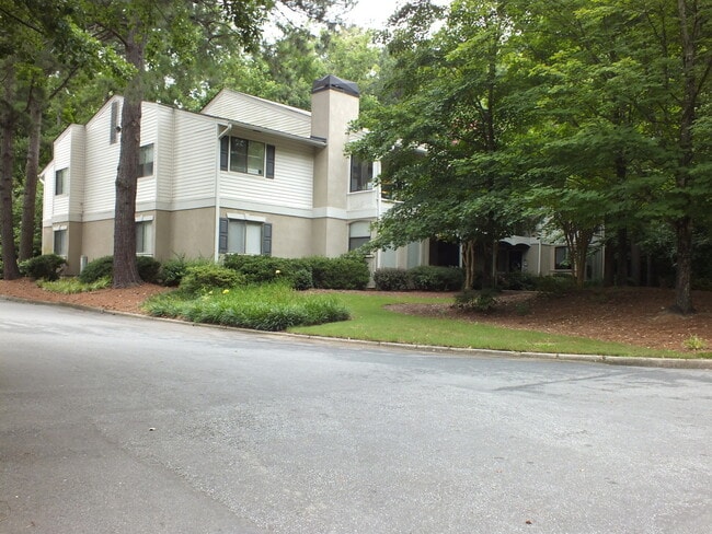 Building Photo - 5005 Wingate Way