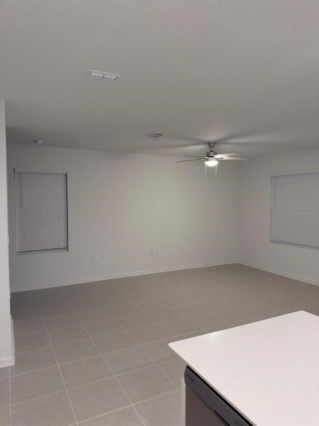 Building Photo - 3466 Howell Dr