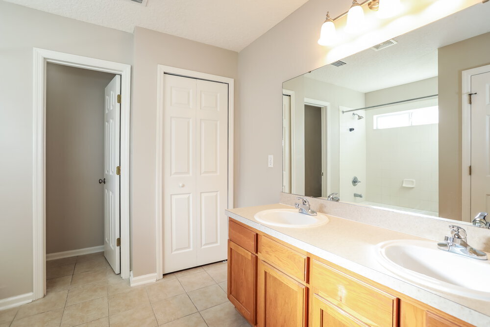 Building Photo - 2781 Cross Creek Dr