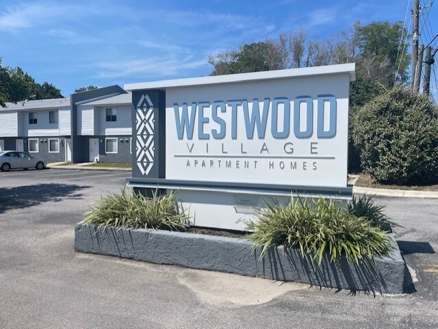 Building Photo - Westwood Village