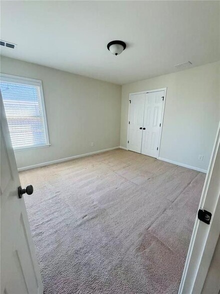 Building Photo - 2450 Northmont Pkwy