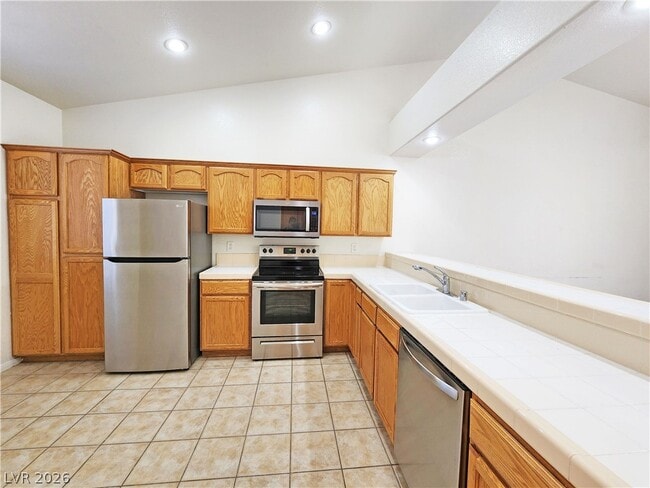 Building Photo - 1041 Marne Ct