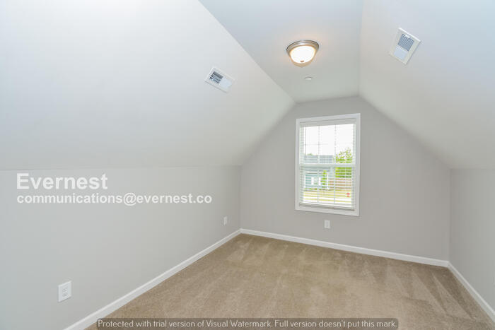 Building Photo - 1408 Pipeline Ave