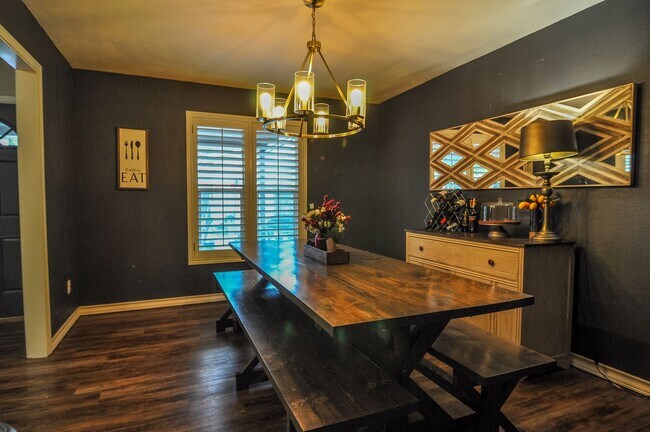 Building Photo - Beautiful 4 Bed 2.5 Bath in South Lubbock!