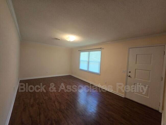 Building Photo - 2969 Tall Cedar Ln