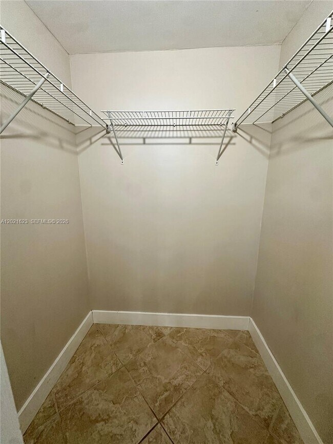Building Photo - 8617 SW 68th Ct