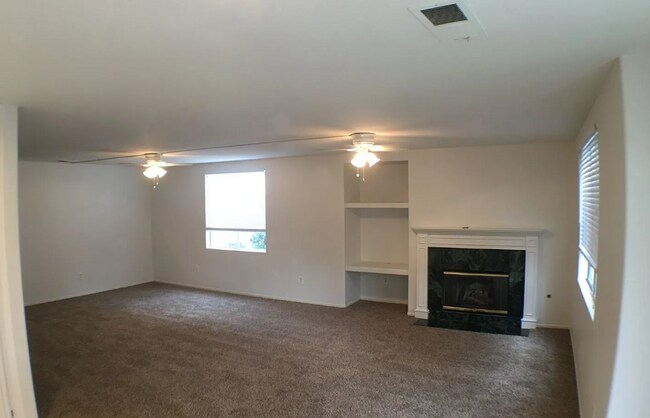 Building Photo - 4BR/3BA in Desirable Vail Ranch – Fireplace, Lofty Primary Suite & 3-Car Garage